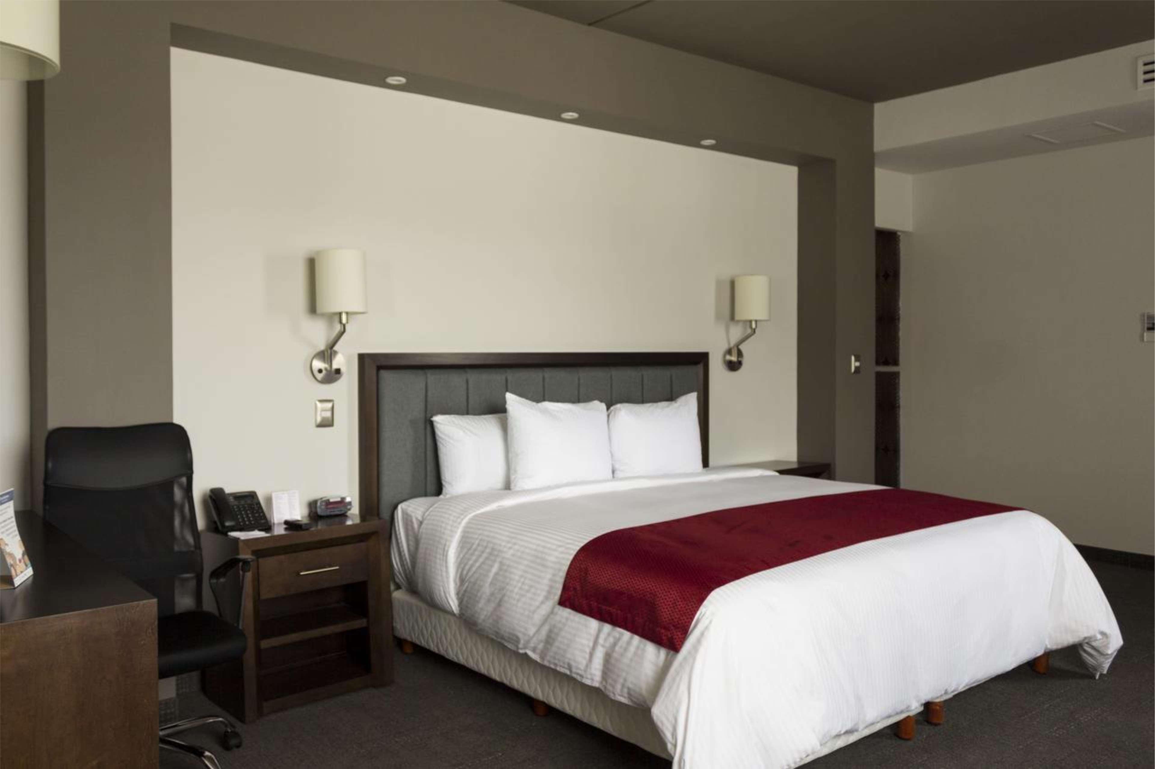 Best Western Plus Santa Cecilia Pachuca Buitenkant foto