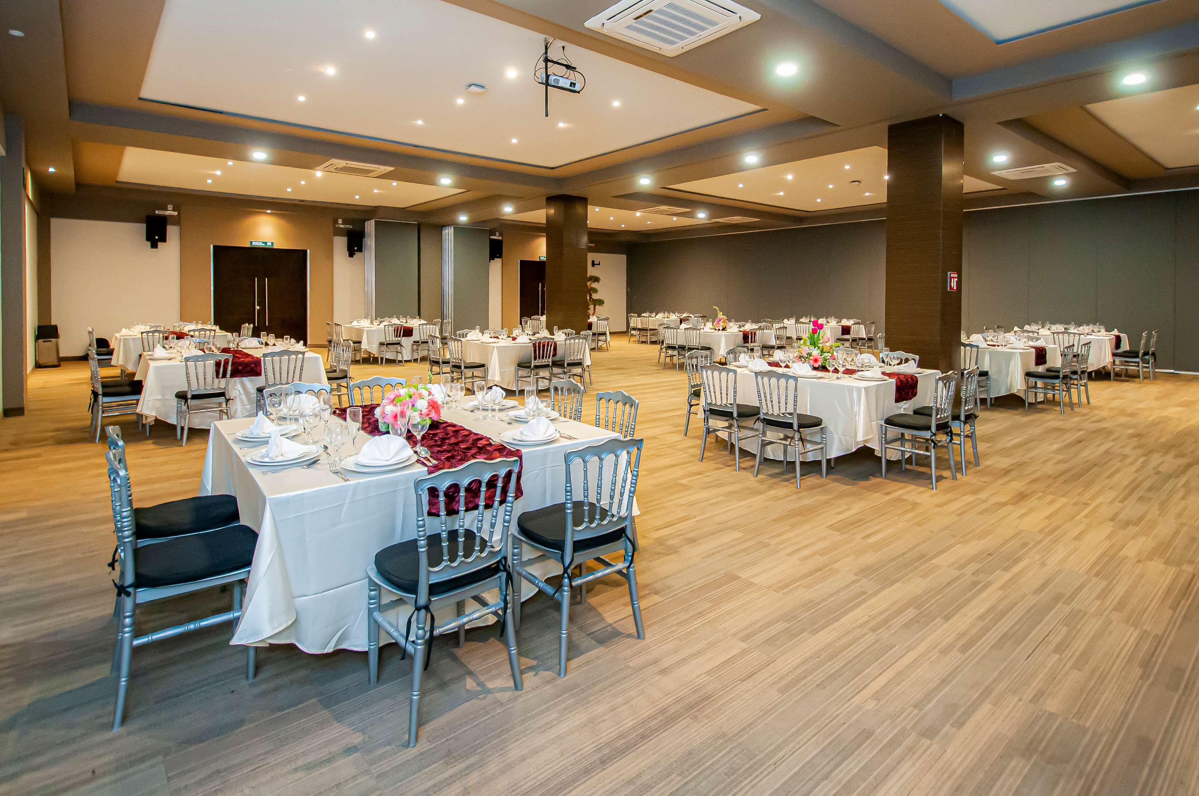 Best Western Plus Santa Cecilia Pachuca Buitenkant foto